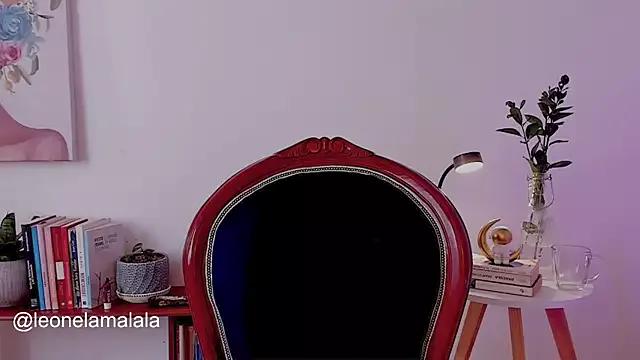 cuddlingbunny from StripChat