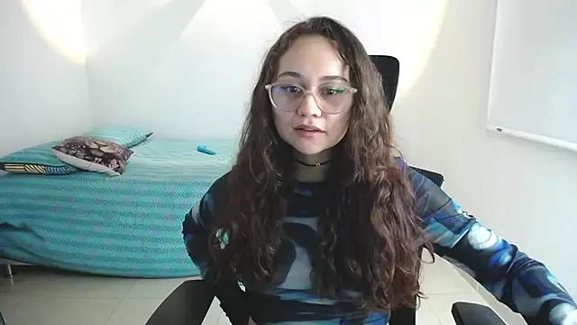 CupcakeLush from StripChat