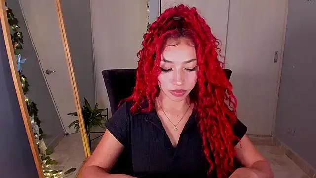 Photos of Curly915 from StripChat is Freechat