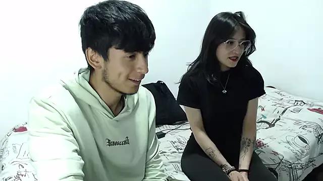 Explore our live girls sluts from our Custom and Multi clubs and checkout exclusive access to highly interactive content, such as shape, hair, titties, pussy type and many more.