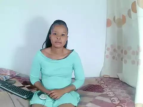 CurvyCindie from StripChat is Freechat