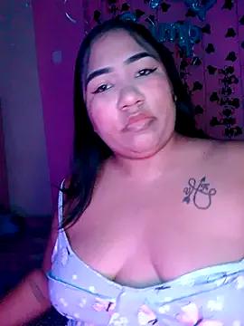 Explore our live girls sluts from our Custom and Multi clubs and checkout exclusive access to highly interactive content, such as shape, hair, titties, pussy type and many more.
