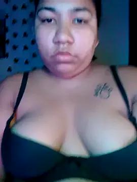CurvyMelissa from StripChat is Freechat