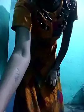 Cute-Anisha from StripChat is Freechat