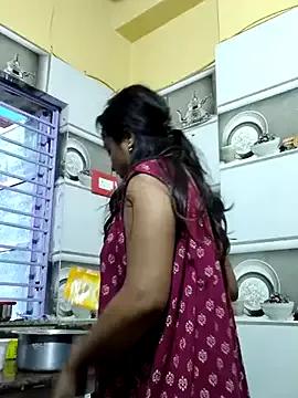 Cute-Kavya25 from StripChat is Freechat