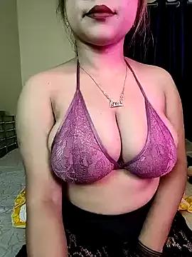 Cute__Lisa from StripChat is Freechat
