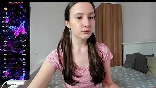 Explore our live girls sluts from our Custom and Multi clubs and checkout exclusive access to highly interactive content, such as shape, hair, titties, pussy type and many more.