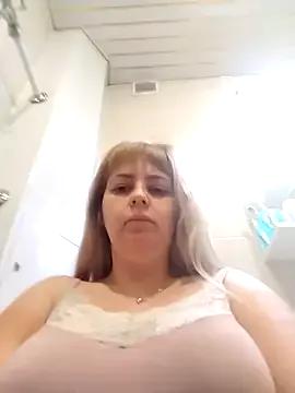 Explore our live girls sluts from our Custom and Multi clubs and checkout exclusive access to highly interactive content, such as shape, hair, titties, pussy type and many more.