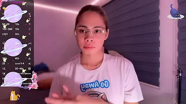 Explore our live girls sluts from our Custom and Multi clubs and checkout exclusive access to highly interactive content, such as shape, hair, titties, pussy type and many more.