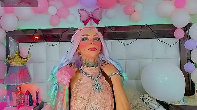 cute_ts_doll from StripChat is Freechat