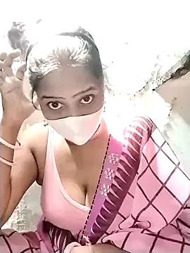 cutemaya11 from StripChat is Freechat