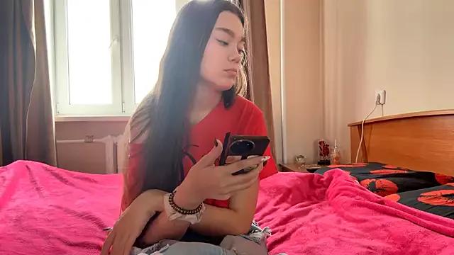 Cuteviola from StripChat is Freechat