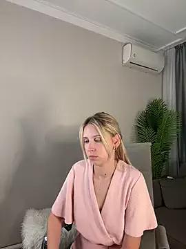 Cutie__Pie___ webcams show profile image 