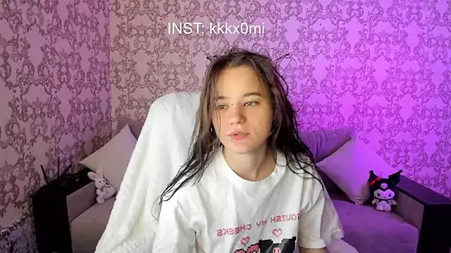 Photos of CutieKitty6 from StripChat is Freechat