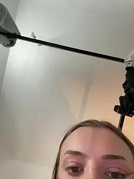 cutietootie02 from StripChat is Freechat