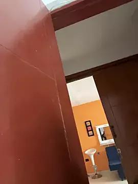 Daaphne_18 from StripChat