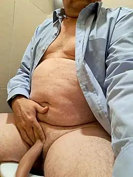 DaddyCumBumZA from StripChat