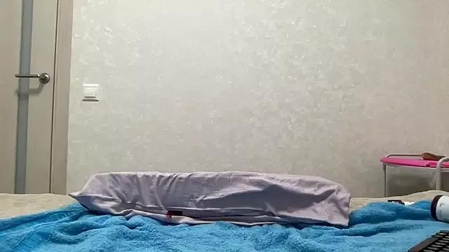 Daddysgirl_777 from StripChat