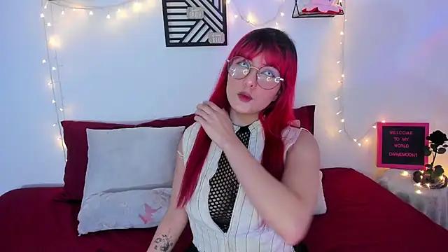 Explore our live girls sluts from our Custom and Multi clubs and checkout exclusive access to highly interactive content, such as shape, hair, titties, pussy type and many more.