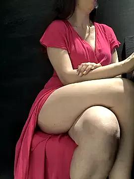 DahliaSegreta from StripChat is Freechat