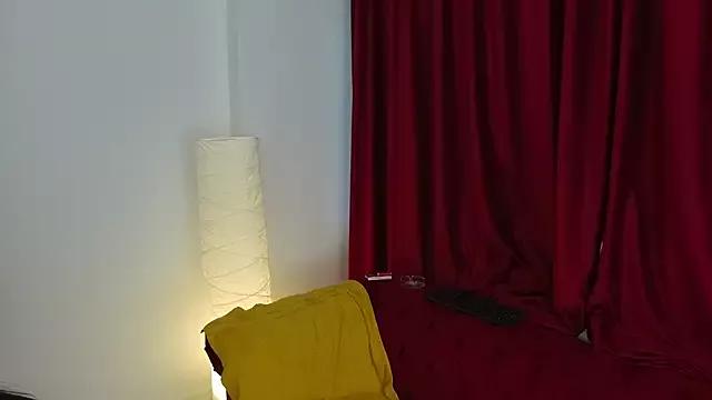 Explore our live girls sluts from our Custom and Multi clubs and checkout exclusive access to highly interactive content, such as shape, hair, titties, pussy type and many more.