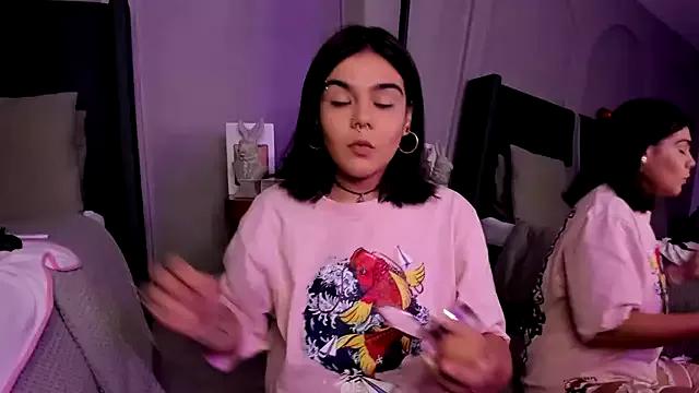 DakkotaBluee from StripChat