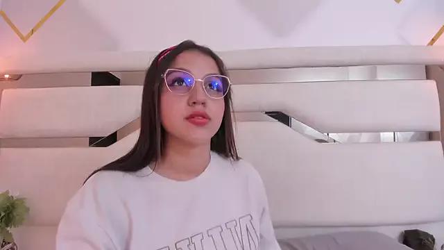dakota_Boobs_ from StripChat is Freechat