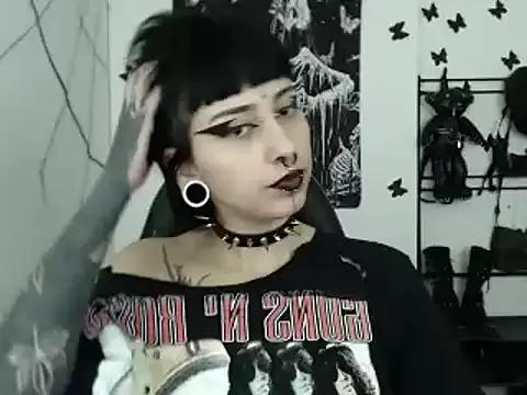 Explore our live girls sluts from our Custom and Multi clubs and checkout exclusive access to highly interactive content, such as shape, hair, titties, pussy type and many more.