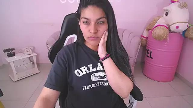 dakota_walton_a from StripChat is Freechat