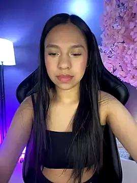 Explore our live girls sluts from our Custom and Multi clubs and checkout exclusive access to highly interactive content, such as shape, hair, titties, pussy type and many more.