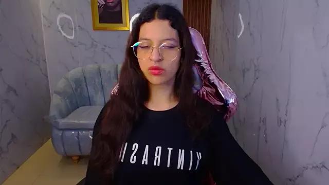 dalilah420_s from StripChat is Freechat