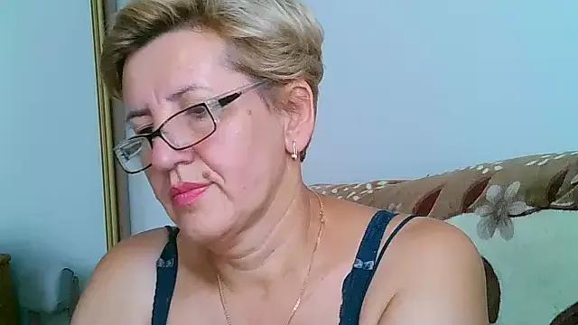 Dana4921 from StripChat