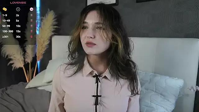 Explore our live girls sluts from our Custom and Multi clubs and checkout exclusive access to highly interactive content, such as shape, hair, titties, pussy type and many more.