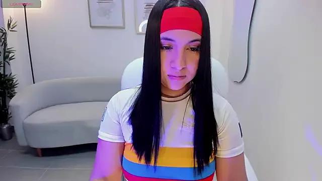 DANDARA_THOM from StripChat