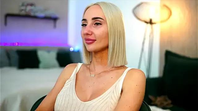 Dandeli0n from StripChat