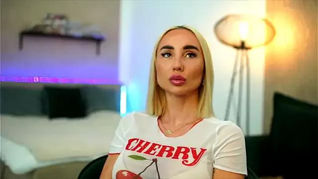 Dandeli0n from StripChat