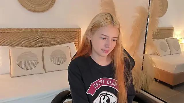 daniand_ from StripChat is Freechat