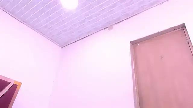 daniela_hottsx from StripChat is Freechat