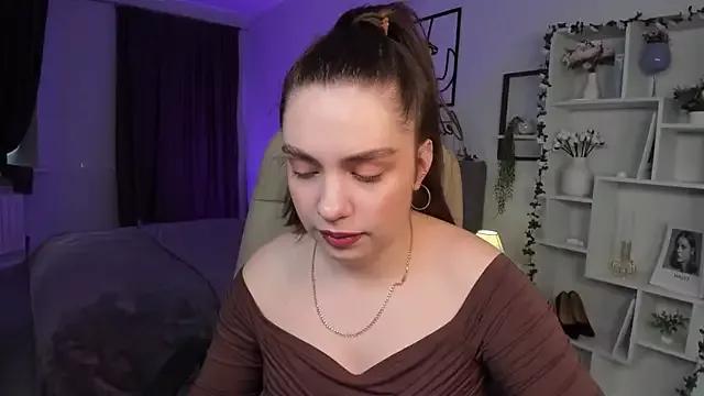 DaniellaLovely from StripChat is Freechat