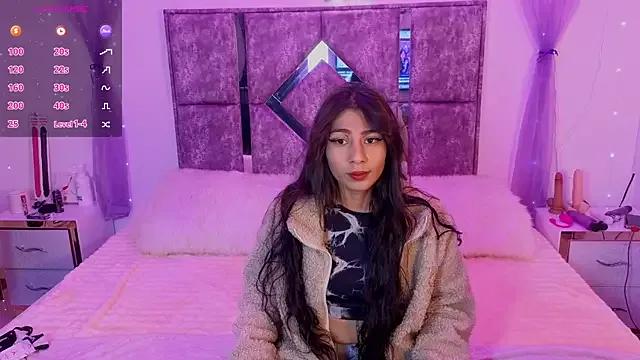 Explore our live girls sluts from our Custom and Multi clubs and checkout exclusive access to highly interactive content, such as shape, hair, titties, pussy type and many more.