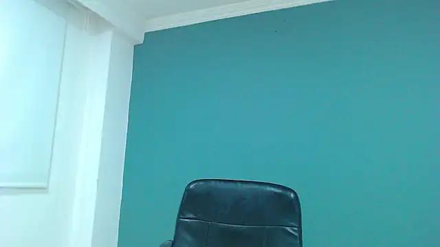 danna-_roouss from StripChat