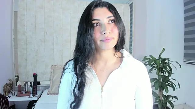 Explore our live girls sluts from our Custom and Multi clubs and checkout exclusive access to highly interactive content, such as shape, hair, titties, pussy type and many more.