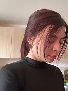 Explore our live girls sluts from our Custom and Multi clubs and checkout exclusive access to highly interactive content, such as shape, hair, titties, pussy type and many more.