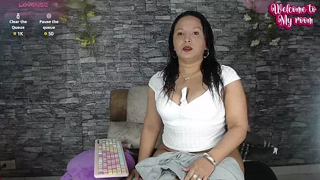 Danna_Paolaa_ from StripChat