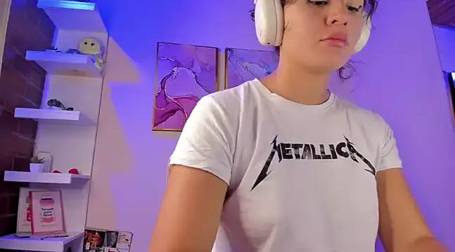 Dannaa_Lovs from StripChat