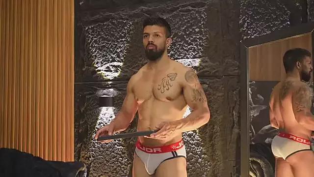 DannSaenz from StripChat