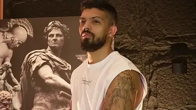 DannSaenz from StripChat