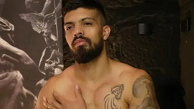 DannSaenz from StripChat