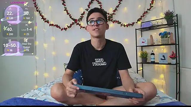 Danny-Swift13 from StripChat