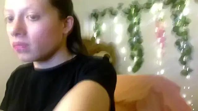 Daphne1609 from StripChat is Freechat